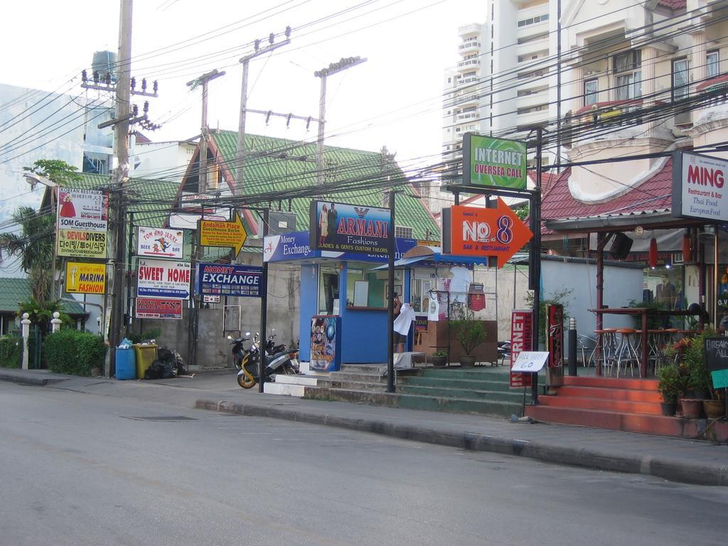 Andaman Place Guesthouse Patong Exterior foto