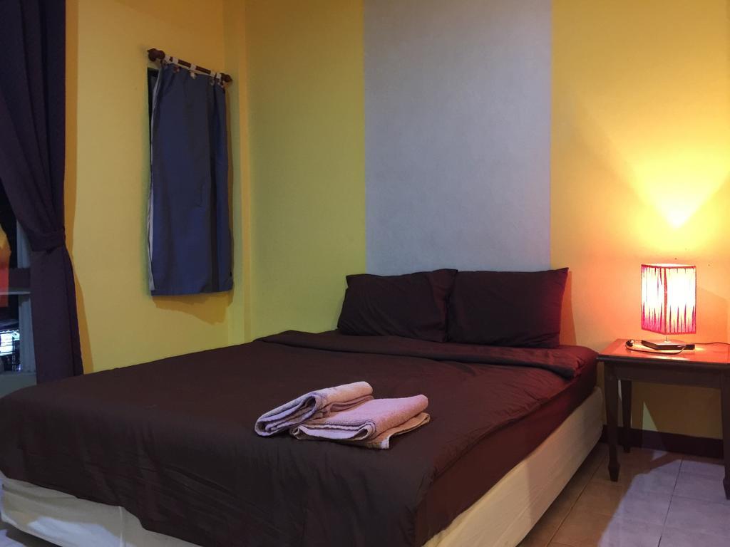 Andaman Place Guesthouse Patong Exterior foto