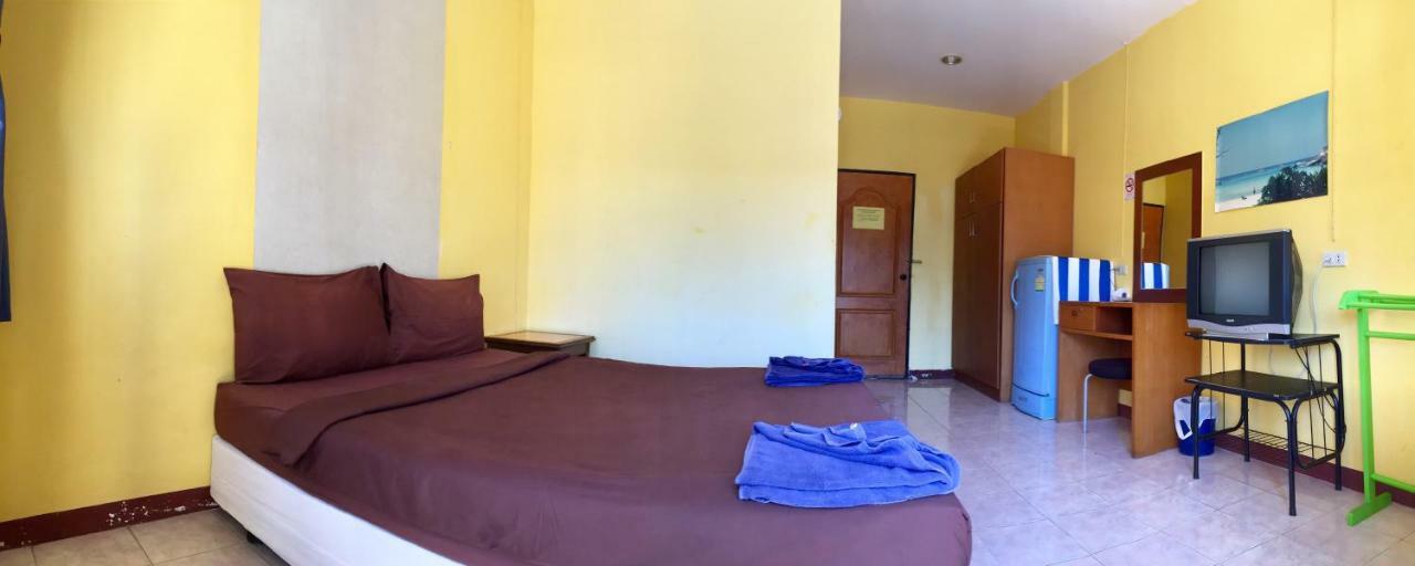 Andaman Place Guesthouse Patong Exterior foto